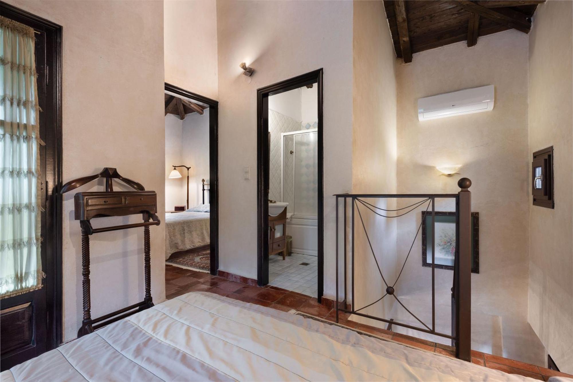 Ostra Menalon Luxury Suites Kardharás Zewnętrze zdjęcie
