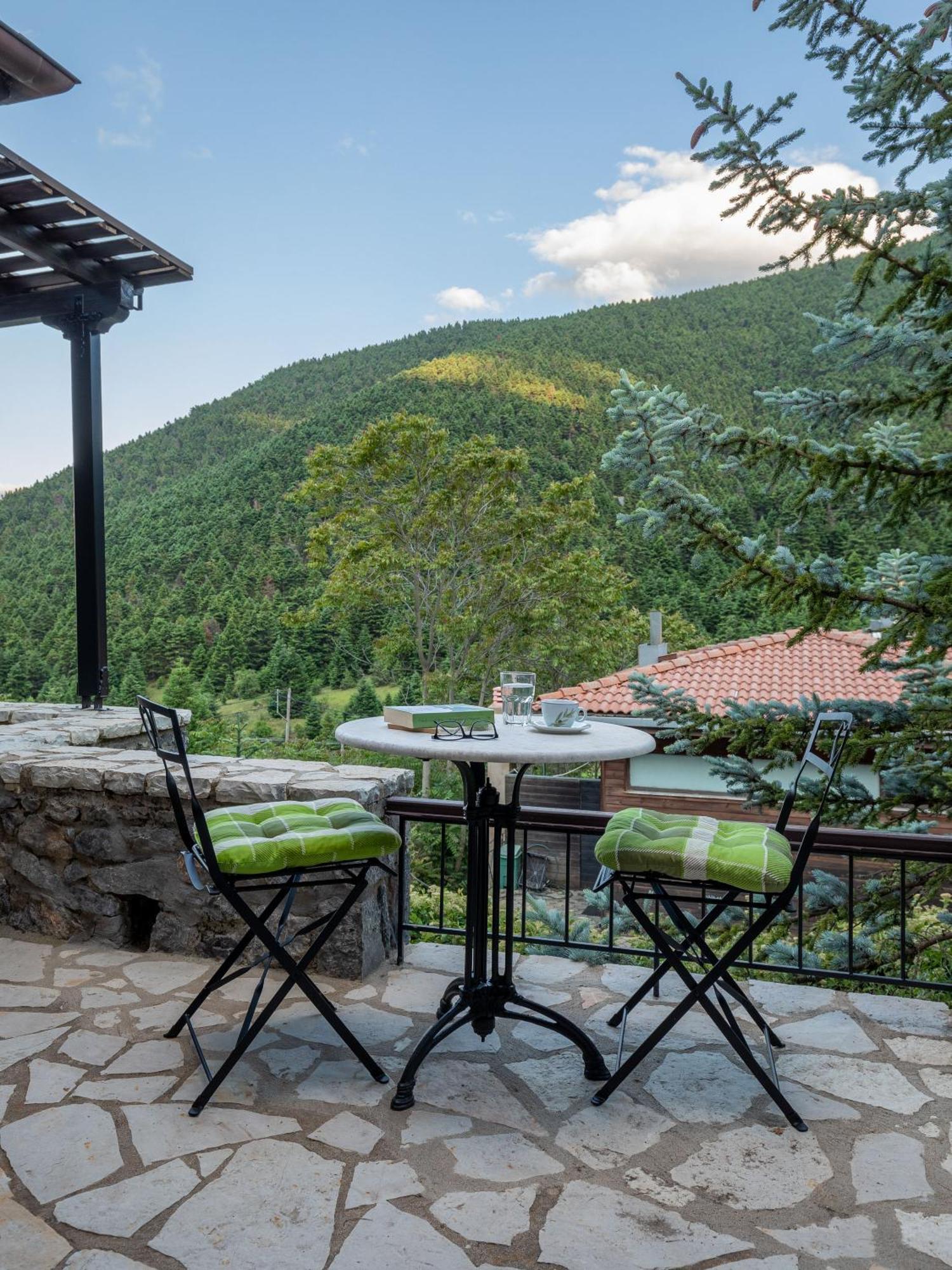 Ostra Menalon Luxury Suites Kardharás Zewnętrze zdjęcie
