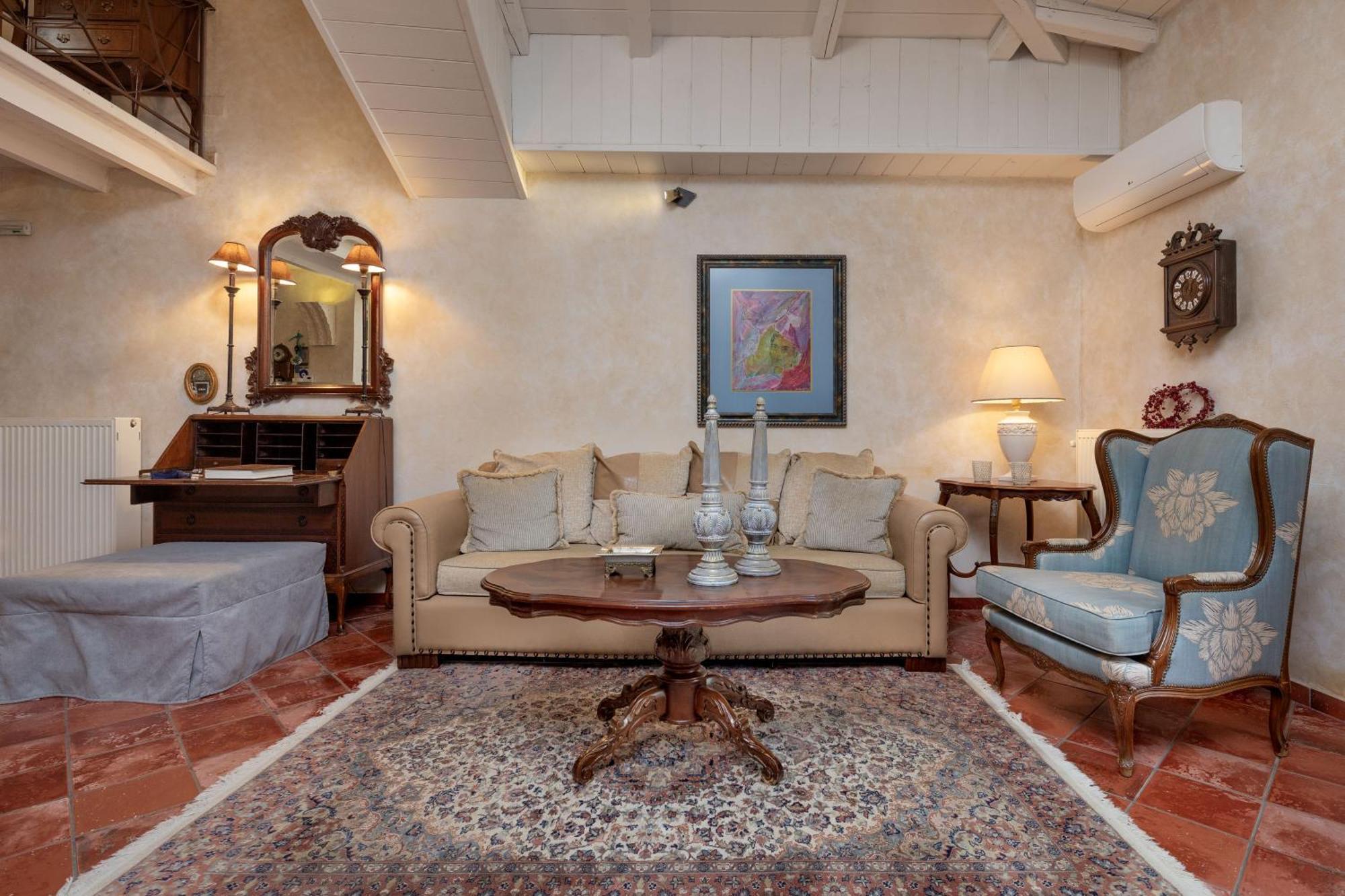 Ostra Menalon Luxury Suites Kardharás Pokój zdjęcie