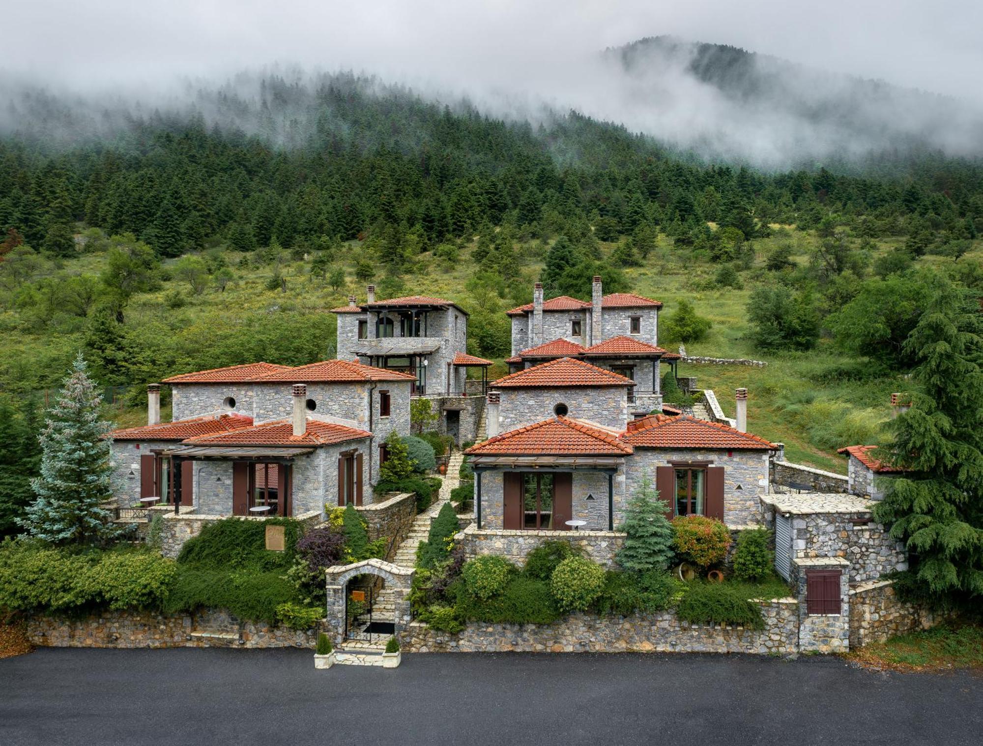 Ostra Menalon Luxury Suites Kardharás Zewnętrze zdjęcie