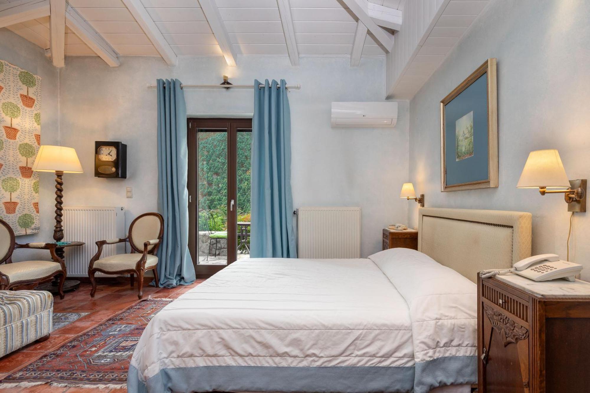 Ostra Menalon Luxury Suites Kardharás Zewnętrze zdjęcie